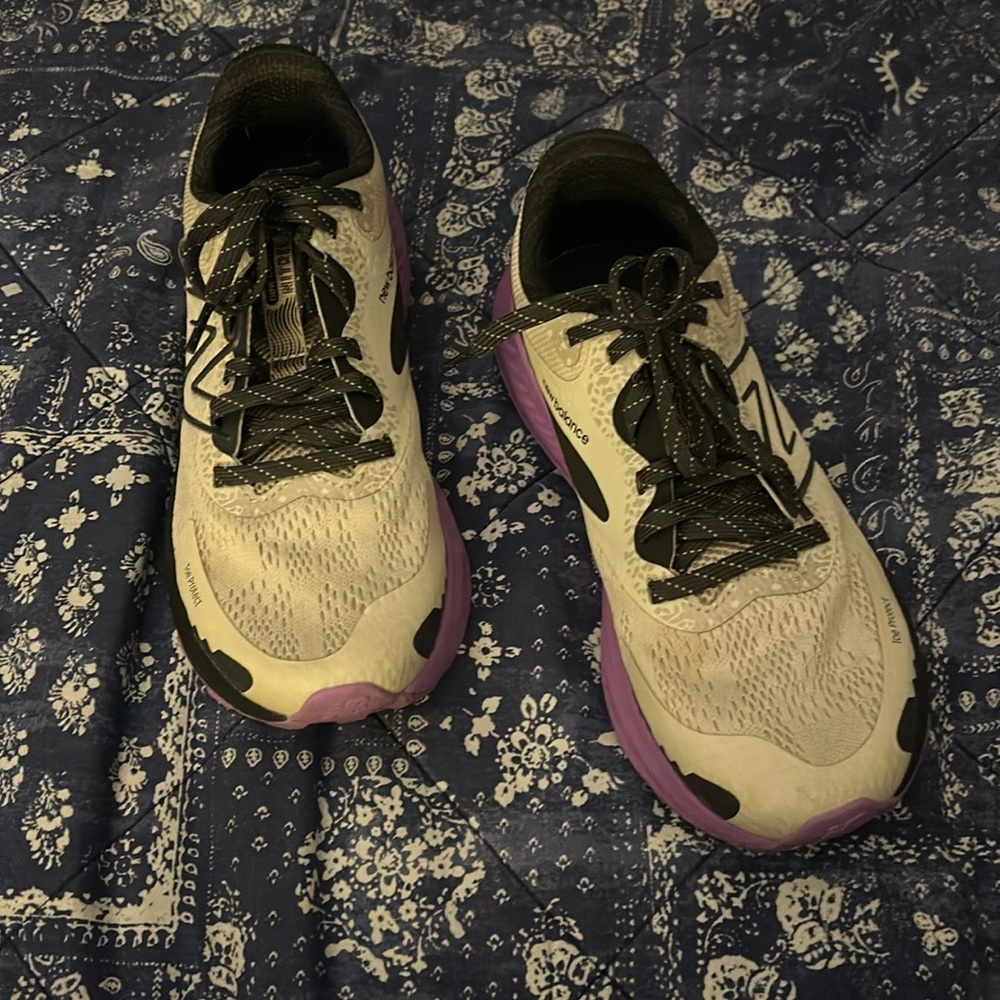 New Balance Dynasoft Women’s 7.5; like new